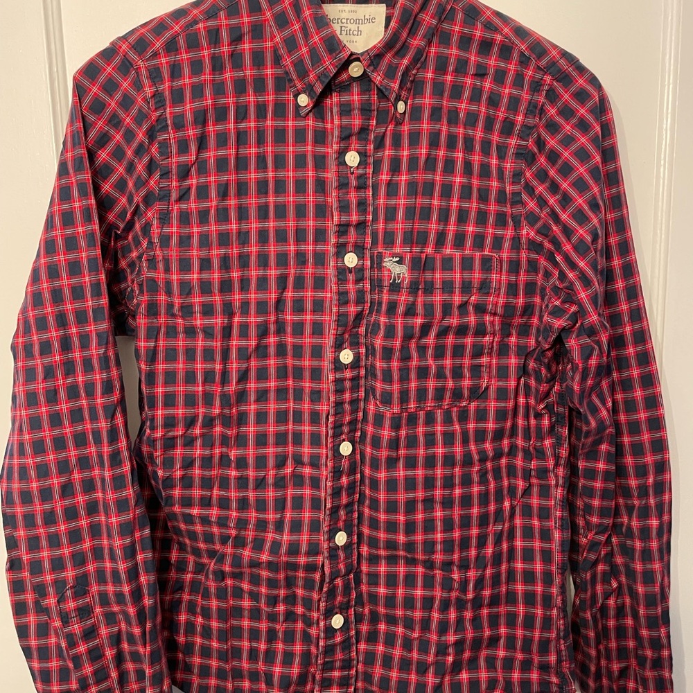 Abercrombie & Fitch Men's Red and Black Checkered Shirt
